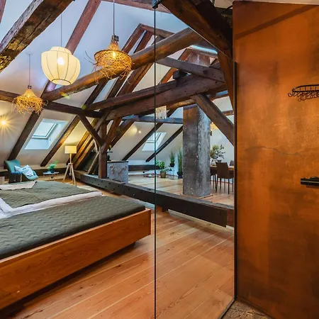 King's Royal In Centre Apartmán