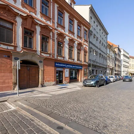 King'S Royal Apartments In City Centre Апартаменты *